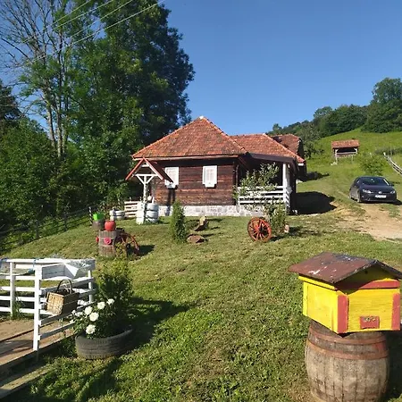 Etno Selo Rakovic Ferienhaus *