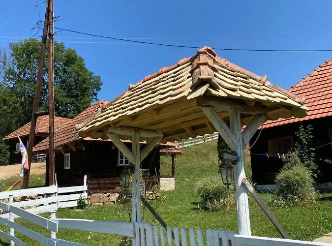 Etno Selo Rakovic 度假居